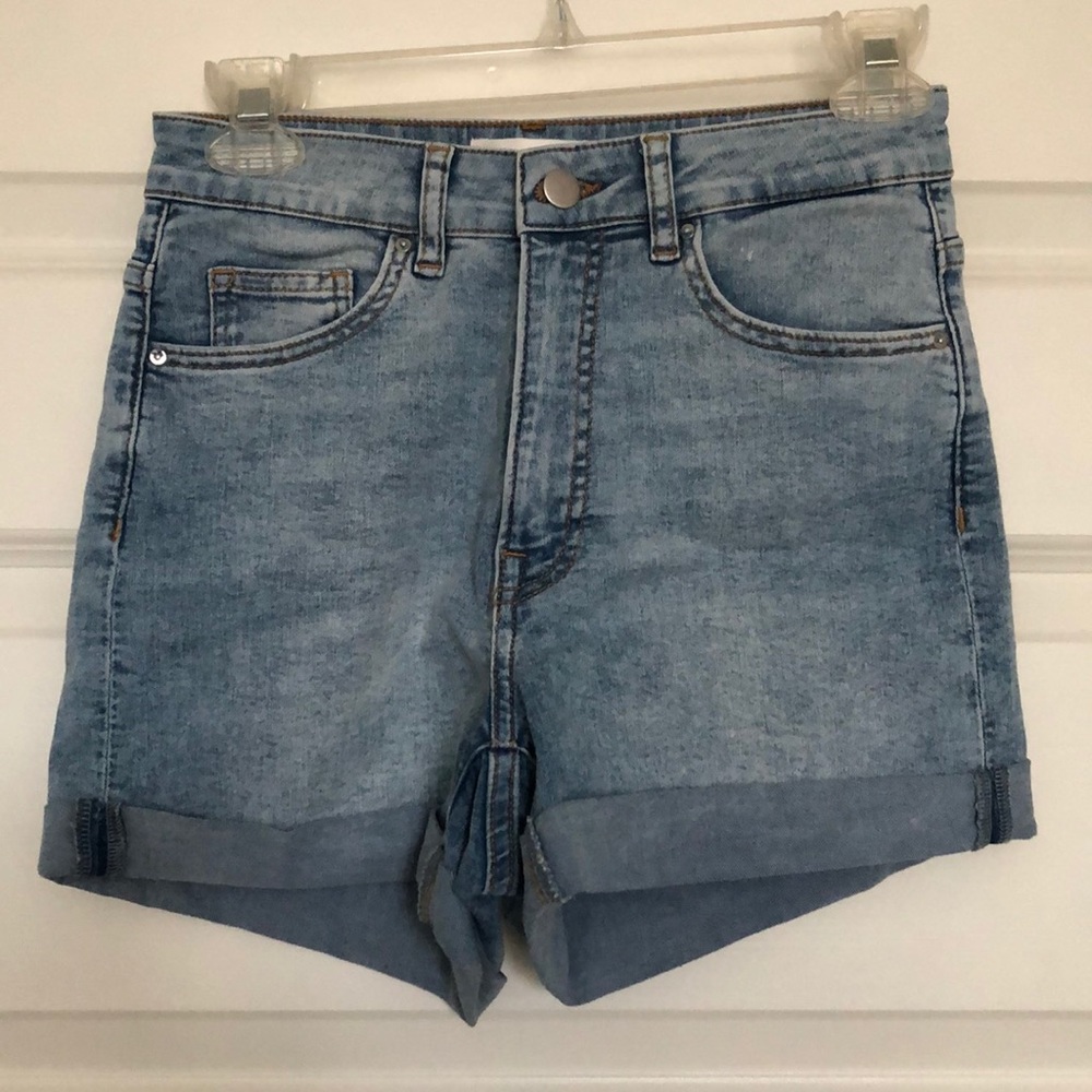H&M High waisted shorts